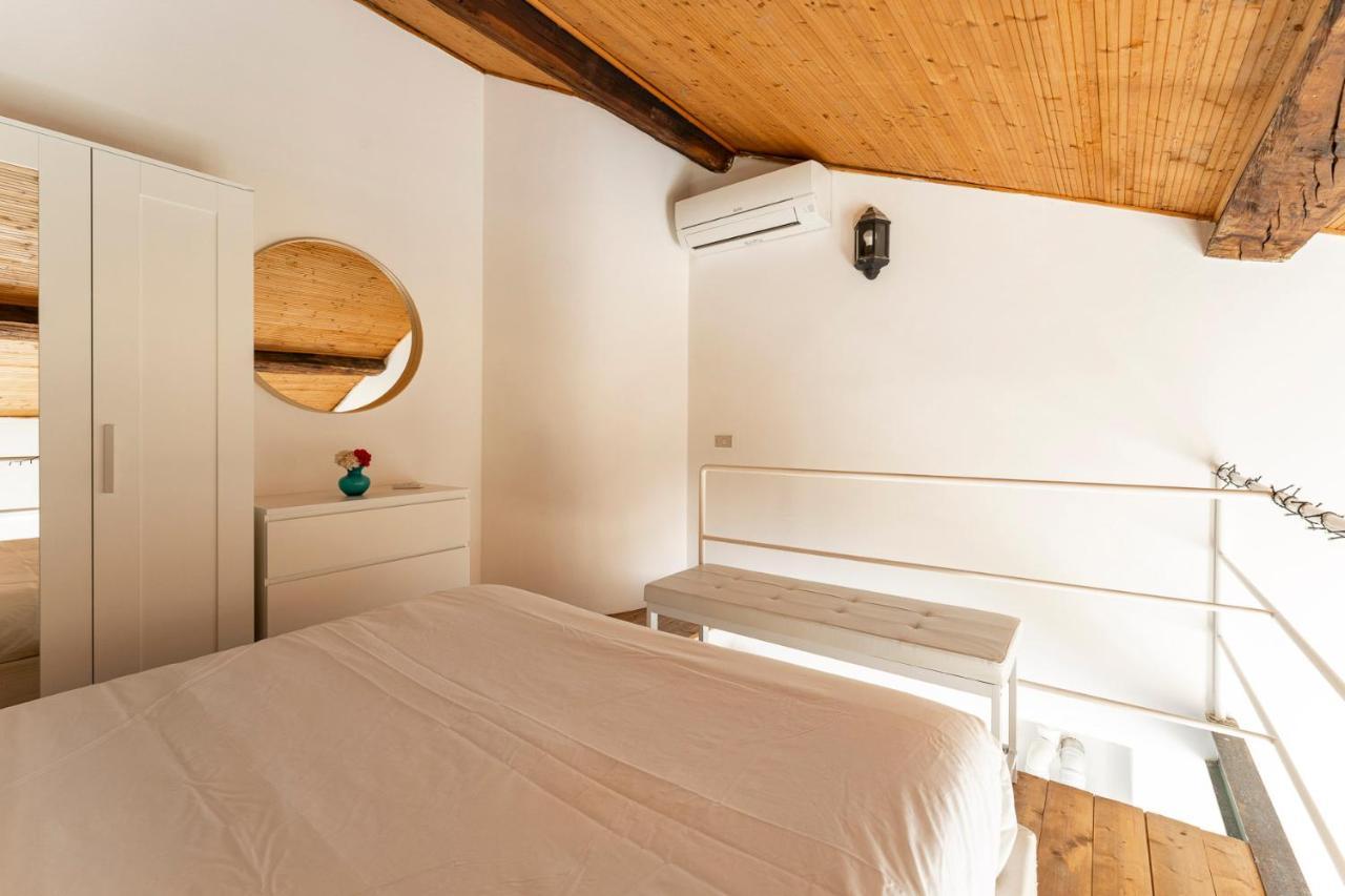 Apartamento Loft Navigli Porta Genova Milán Exterior foto